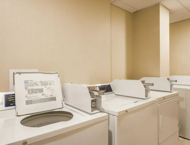 Kindersley All Suites Hotel hotel detail image 3