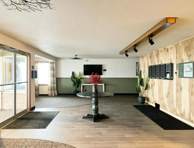 The Trail Inn - Slayton, MN - HWY 59 hotel detail image 2