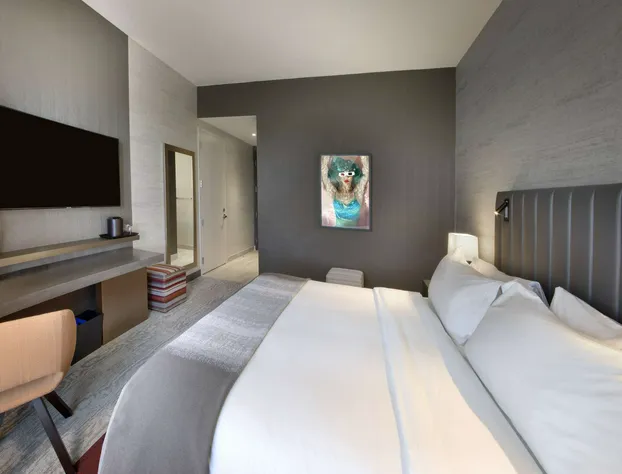 THesis Hotel Miami Coral Gables, Curio Collection by Hilton hotel detail image 2