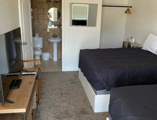 Brownings Motel hotel detail image 2