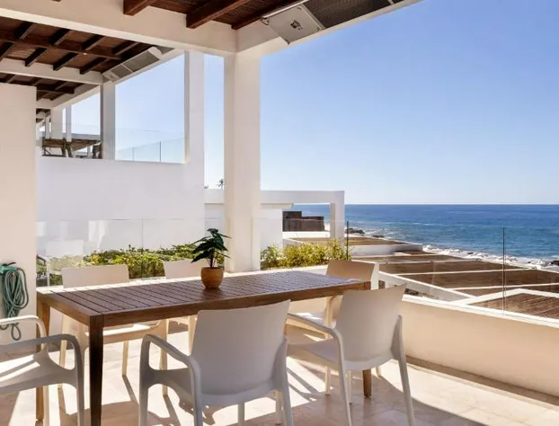 The Cove at Cerritos hotel detail image 2