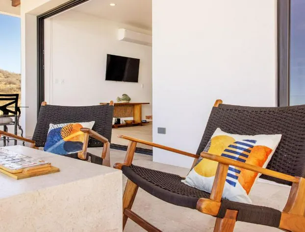 The Cove at Cerritos hotel detail image 4