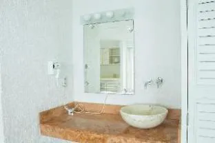 Solymar Cancun Condos hotel detail image 1