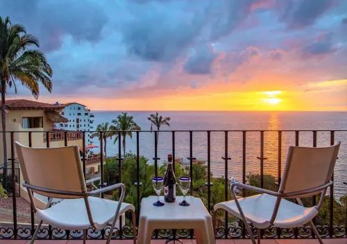 WIVC Conchas Chinas Condo - Stunning Ocean & Mountain Views, Close To The Beach & Romantic Zone hotel detail image 1