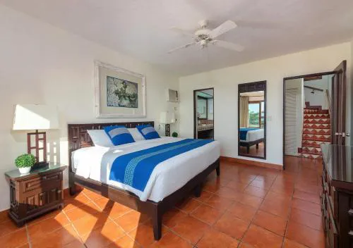 WIVC Conchas Chinas Condo - Stunning Ocean & Mountain Views, Close To The Beach & Romantic Zone hotel detail image 4