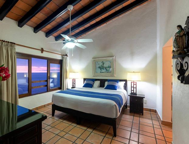 WIVC Conchas Chinas Condo - Stunning Ocean & Mountain Views, Close To The Beach & Romantic Zone hotel detail image 4