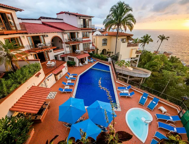 WIVC Conchas Chinas Condo - Stunning Ocean & Mountain Views, Close To The Beach & Romantic Zone hotel detail image 1
