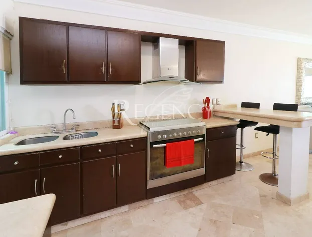 MARLIN ByTrvl2hm & Mazatlan Regency hotel detail image 1