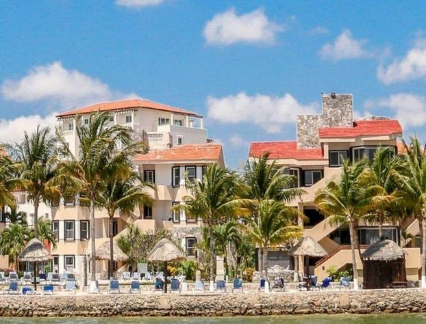 WIVC Coral Mar Resort- Amazing Hotel Zone & Lagoon Views, Enjoy the Tropical Breeze hotel detail image 1