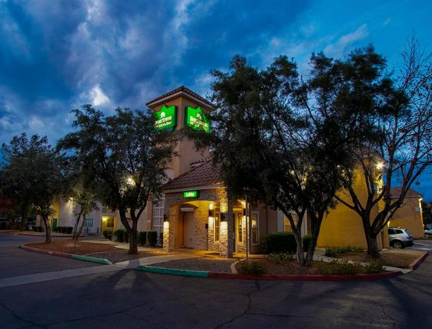 HomeTowne Studios Phoenix - Dunlap Ave hotel detail image 1