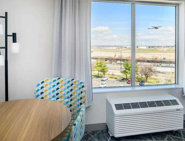 Hampton Inn By Hilton St Louis Airport hotel detail image 2