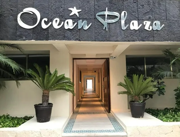 Ocean plaza by Zamá Homes hotel detail image 1