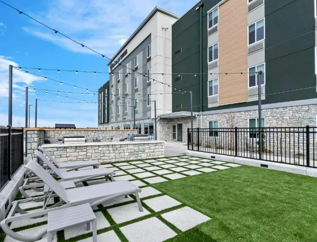 Everhome Suites Cheyenne hotel detail image 3