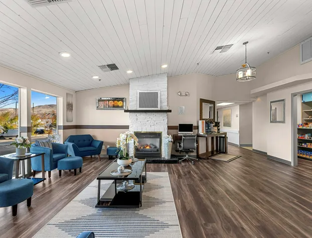 Clarion Pointe Wenatchee hotel detail image 3