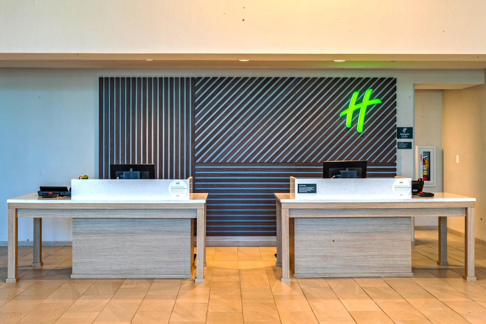 Holiday Inn & Suites Atalnta Permiter-Dunwoody hotel hero