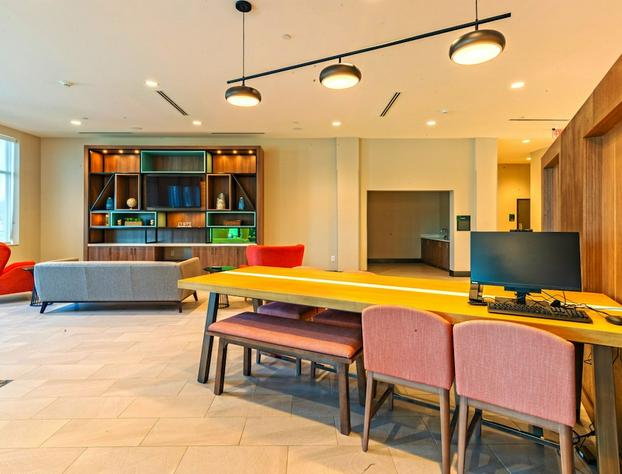 Holiday Inn & Suites Atalnta Permiter-Dunwoody hotel detail image 4