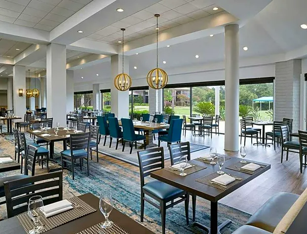 Margaritaville Lake Resort, Lake Conroe hotel detail image 3