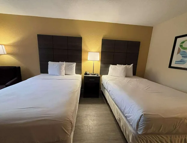 Studio 6 Suites Charlotte, NC - Northlake hotel detail image 3