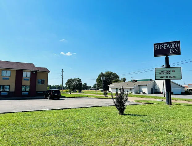 Rosewood Inn By OYO Union City I-69 hotel detail image 1