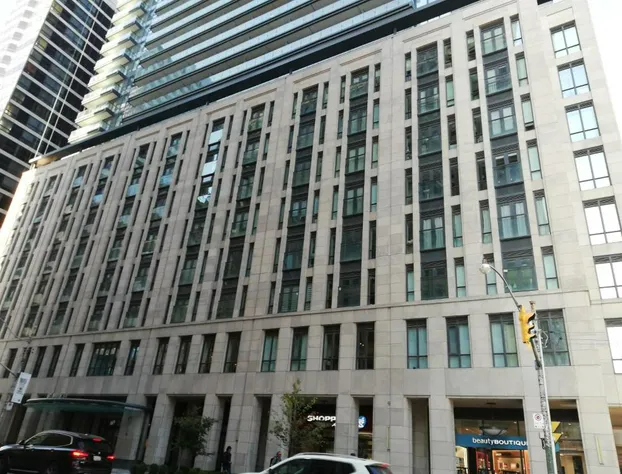 Stylish Downtown Toronto Residential Hotel hotel detail image 4