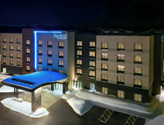 Fairfield Inn & Suites Gravenhurst Muskoka hotel detail image 1