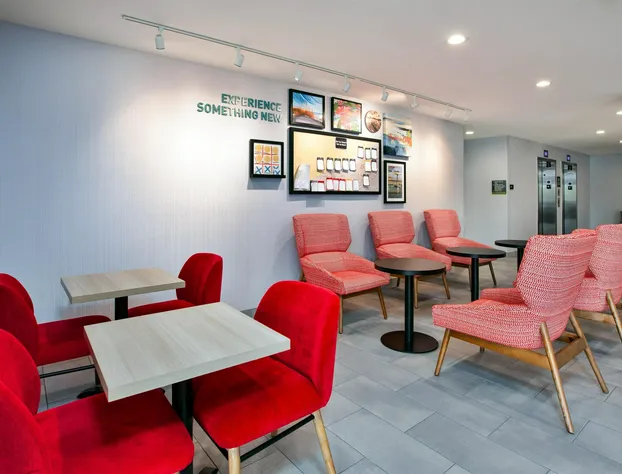 Home2 Suites By Hilton Traverse City hotel detail image 3