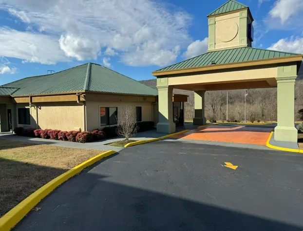 Quality Inn hotel detail image 1