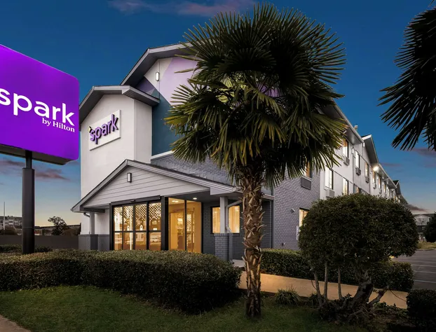 Spark by Hilton Norfolk hotel detail image 2