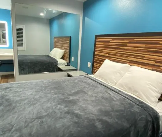 plaza inn motel hotel detail image 2