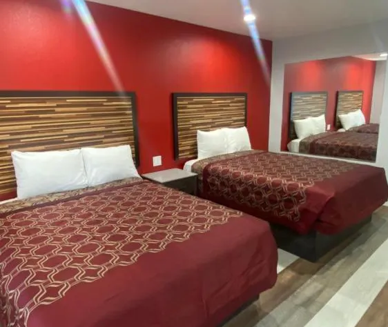 plaza inn motel hotel detail image 3