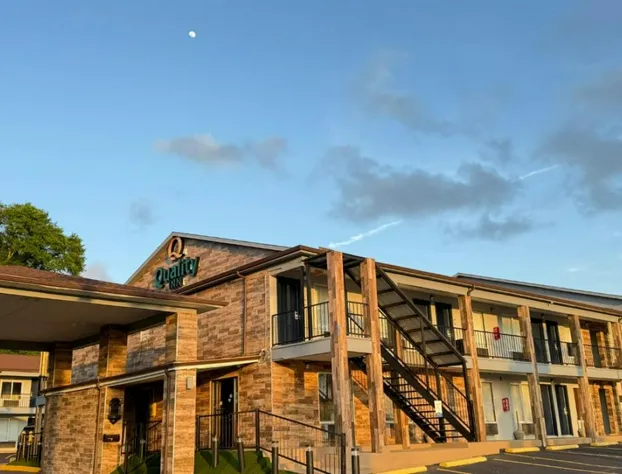 Opulent Oasis Motel Crestview hotel detail image 3