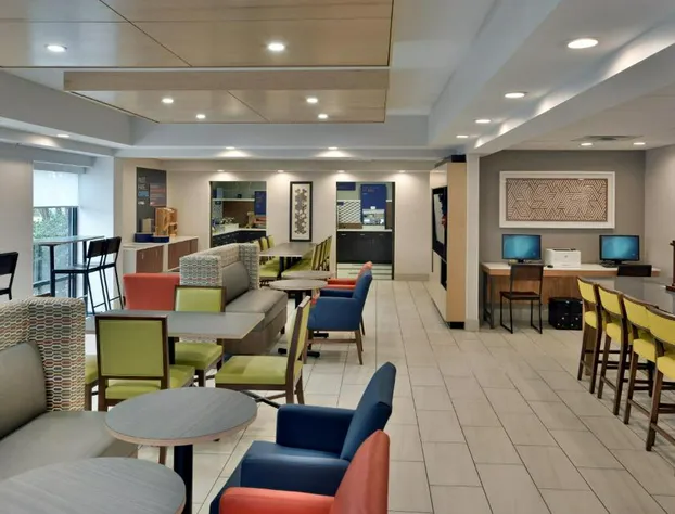 Holiday Inn Express Raleigh-Durham Airport hotel detail image 3