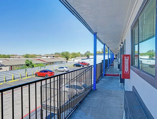 Super 7 Inn By Oyo San Antonio N.W. Medical Center hotel detail image 4