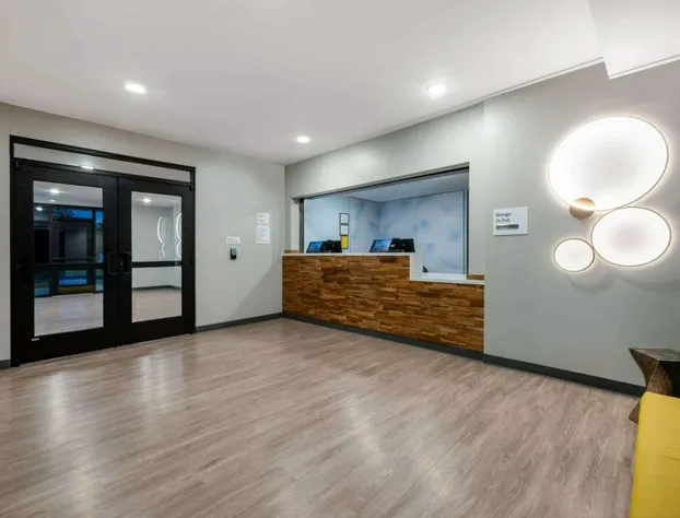 ECHO Suites Extended Stay by Wyndham Madison hotel detail image 4