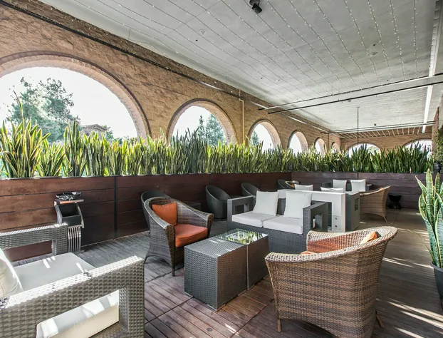 voco The Hills Hotel by IHG hotel detail image 3