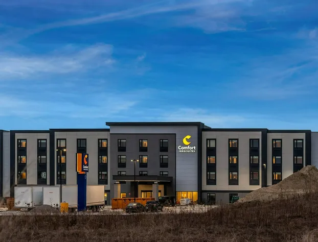 Comfort Inn & Suites hotel detail image 4