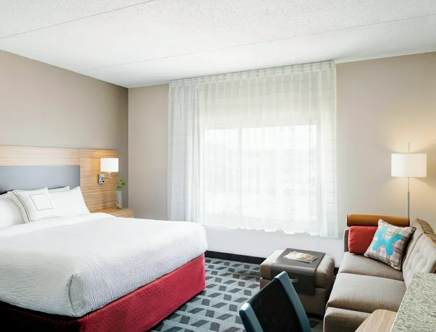 TownePlace Suites by Marriott Allentown West hotel detail image 2
