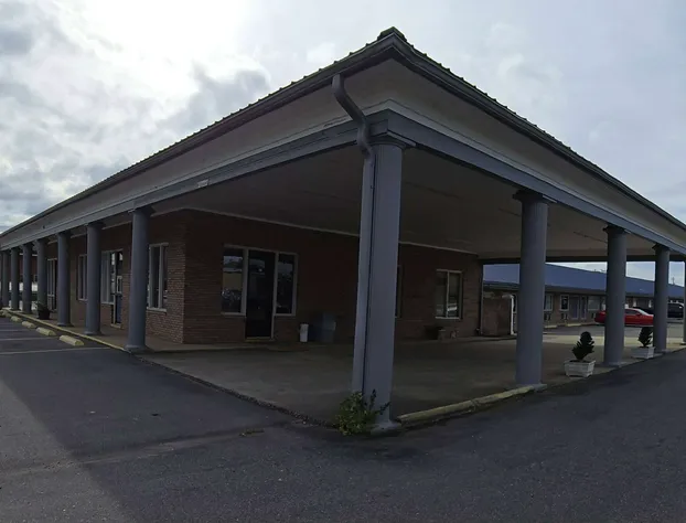 Travelodge by Wyndham Thomasville AL hotel detail image 1