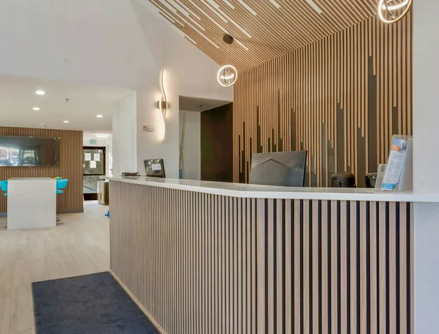 Days Inn by Wyndham Thornton hotel detail image 1