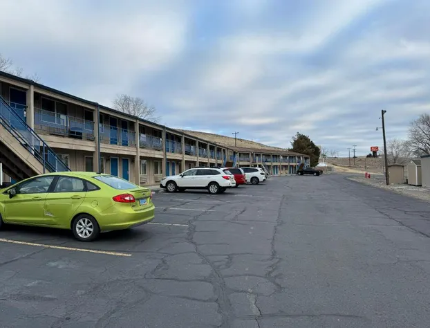 Bartons Club 93 hotel detail image 1