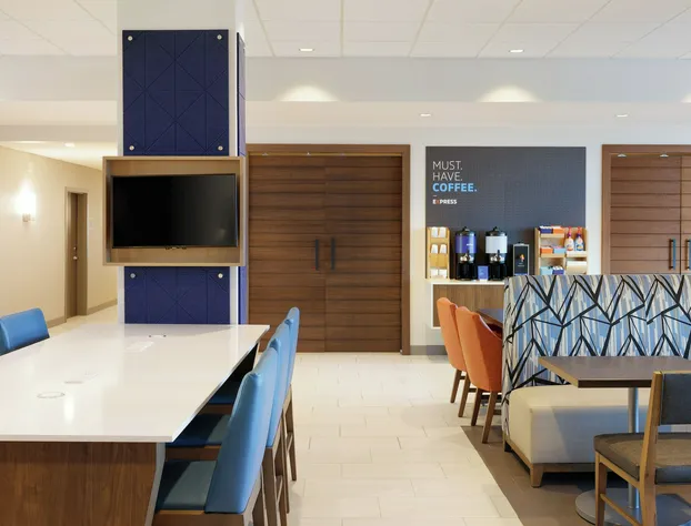 Holiday Inn Express & Suites Linden – Newark South by IHG hotel detail image 4