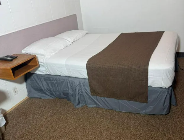 Sunrise Motel hotel detail image 3