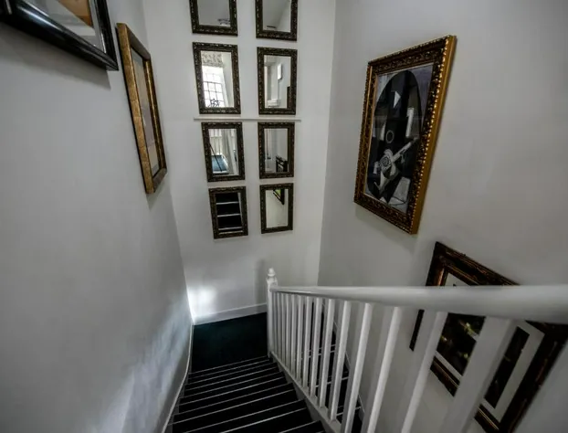 Fox Connaught hotel detail image 3