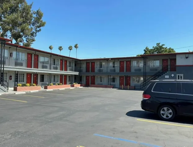 Heritage Inn hotel detail image 3