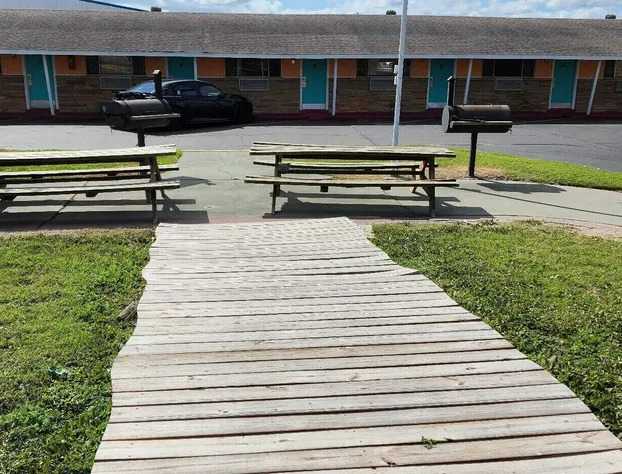 Gulfway Motel By OYO Near Airport I 37 hotel detail image 1