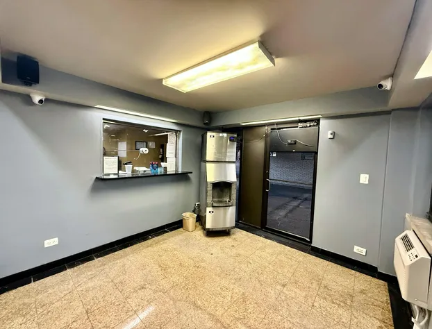 Admiral Motel By Oyo Chicago I-94 hotel detail image 2