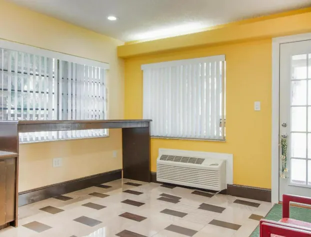 OYO Budget Inn Bartow hotel detail image 4