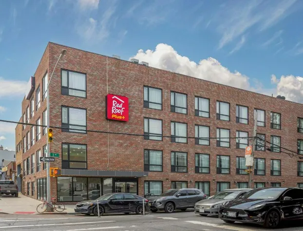 Red Roof PLUS+ Brooklyn - 3rd Ave hotel detail image 2