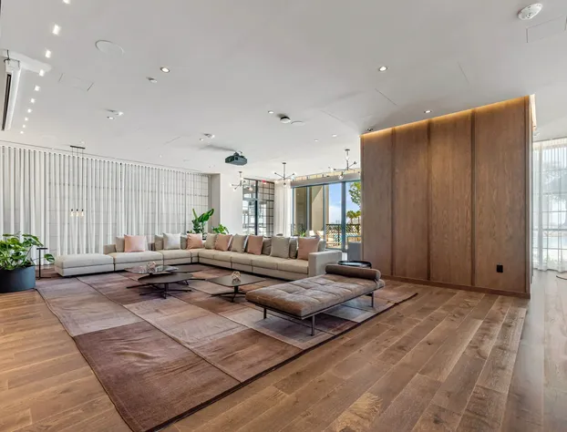 Luxury City View Condo hotel detail image 3