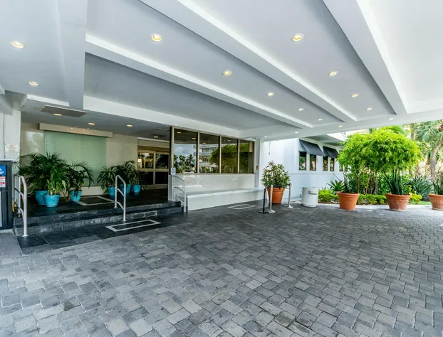 Ocean Manor Rentals hotel detail image 4